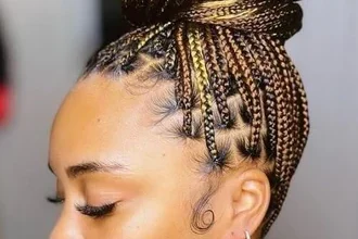 Medium Knotless Braids